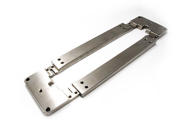 鋁外殼加工和壓鑄加工有什么區別?