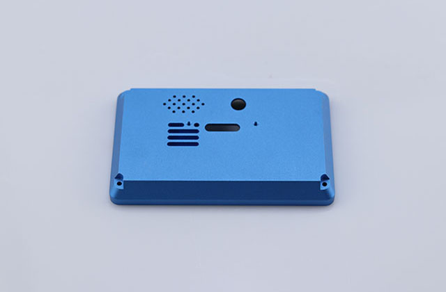 什么樣的通訊設備五軸加工更值得選擇